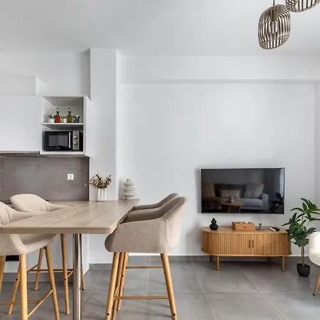 Selesta - Stylish 2 Bedroom In * Athens